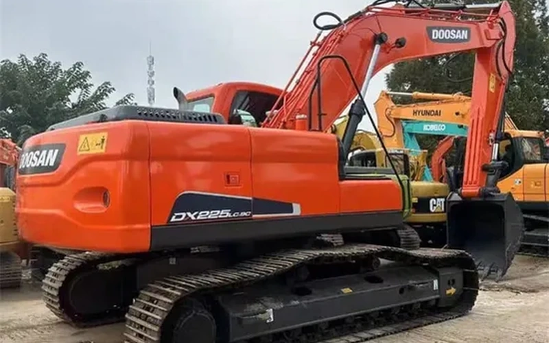 22T Gebruikte Doosan DX225LC9C Graafmachine