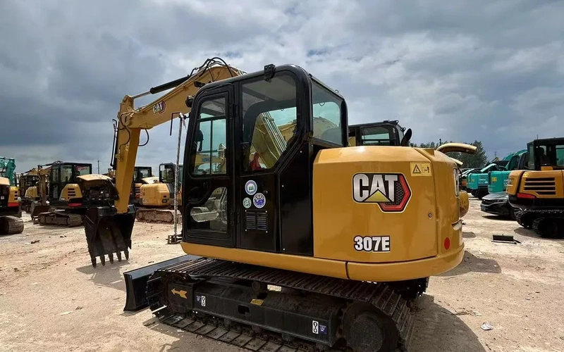 Máquina excavadora usada CAT 307E
