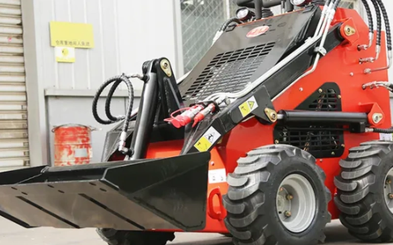 CE rakentaminen Mini kuormaaja hydraulinen Skid Steer kaivinkone