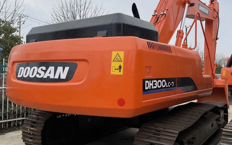 Doosan DH300LC 30ton Used Crawler Excavator