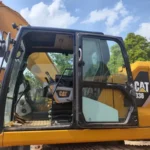 Bannière de l'excavateur cat 330gc à usage intensif 2