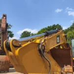 bannière de l'excavateur cat 330gc pour travaux lourds 5
