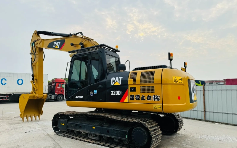 Excavadora de cadenas usada Cat 320D de 20 toneladas y alto rendimiento