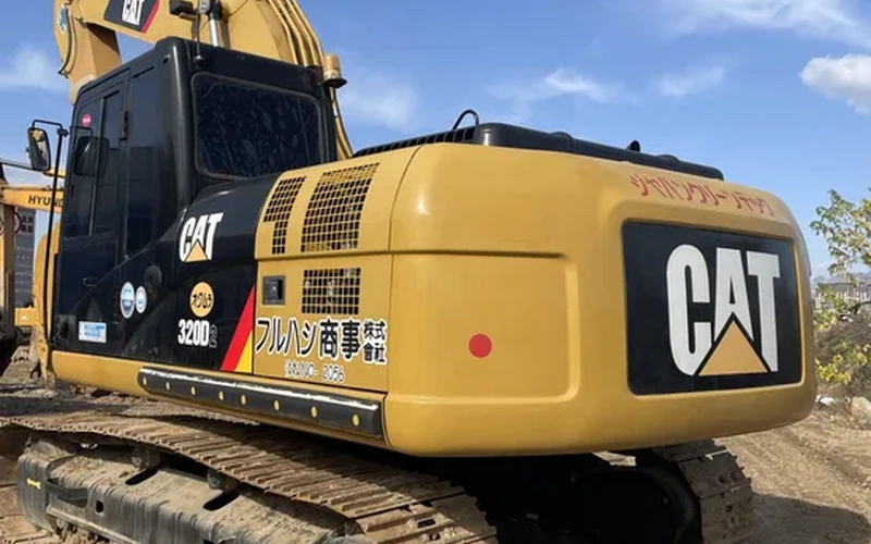 Escavatore Caterpillar Cat320d2 usato ad alte prestazioni
