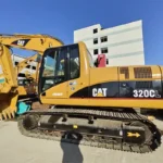 Japanin alkuperäinen caterpillar cat 320d2 käytetty kaivinkone banner 3