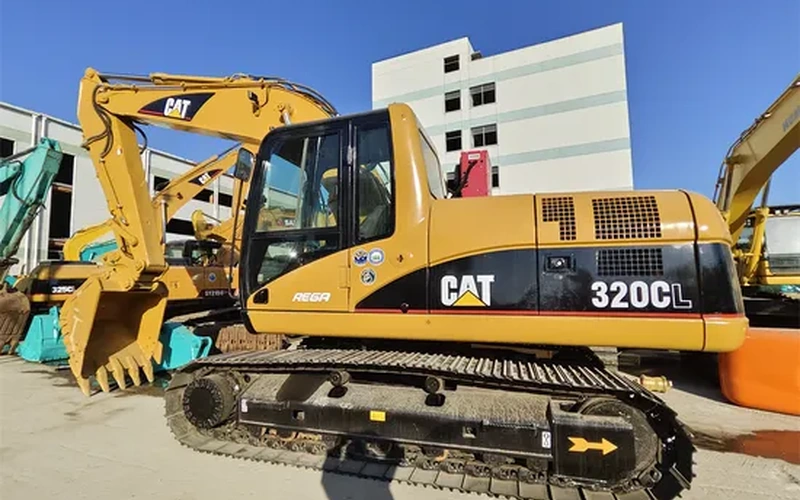 Japani Alkuperäinen Caterpillar CAT 320d2 käytetty kaivinkone