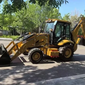 nuova mini terna gommata 4wd modello 388 banner 1