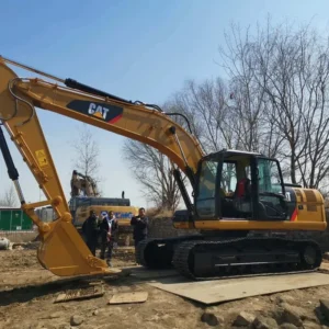 escavatore cingolato originale cat 320d2 banner 1