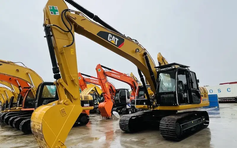 Gebrauchter Caterpillar 320D Hydraulik-Raupenbagger