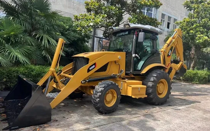 Used Caterpillar 420F Backhoe Loader