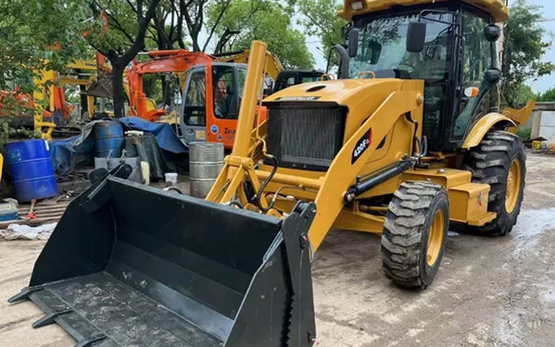 Used Caterpillar 420F Backhoe Loader