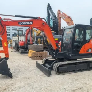 used doosan dx60 6 ton excavator banner 1
