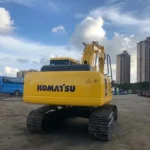 used komatsu hydraulic 11 to 20 tons excavators banner 3