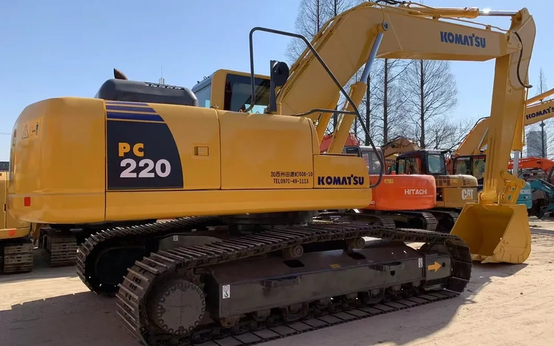 Used Komatsu Hydraulic 11 to 20 Tons Excavators