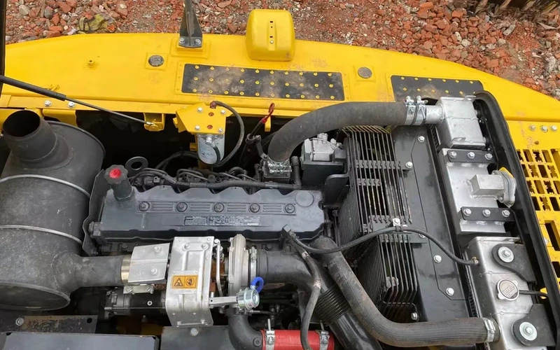 Used Komatsu Hydraulic 11 to 20 Tons Excavators