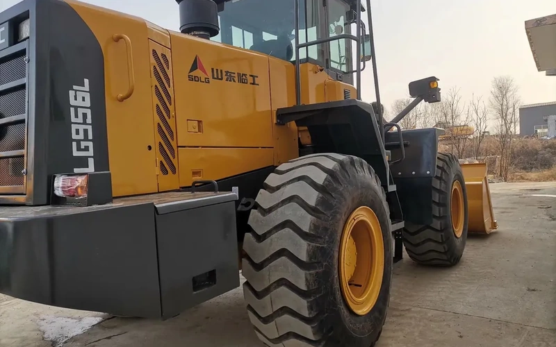 Chargeuses sur pneus SDLG 936L 956 LG956F d'occasion