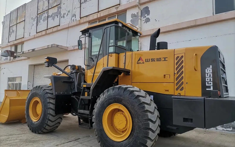 Chargeuses sur pneus SDLG 936L 956 LG956F d'occasion